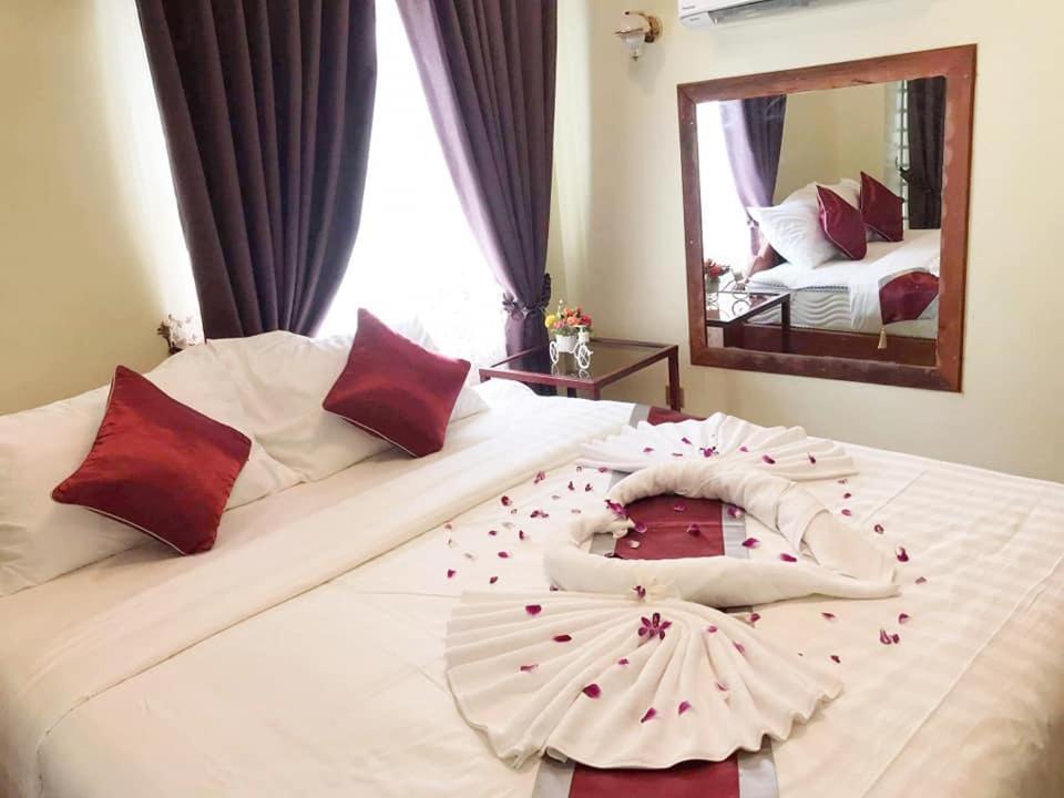Hotel Arina Boutique Kampot Exterior foto